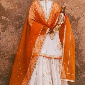 Zauq | Mohsin Naveed Ranjha (MNR) | Size Small